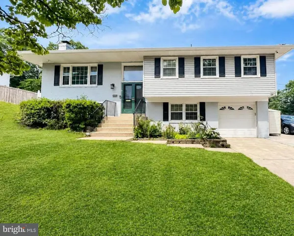 8237 Smithfield Ave, SPRINGFIELD, VA 22152