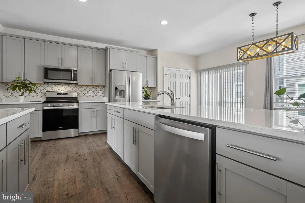 8358 Sallyport St, Lorton, VA 22079 - #1