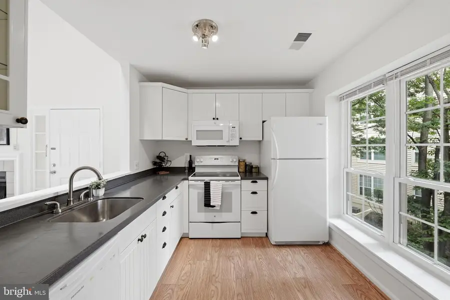 6605 Jupiter Hills Cir #j, Alexandria, VA 22312 - #2