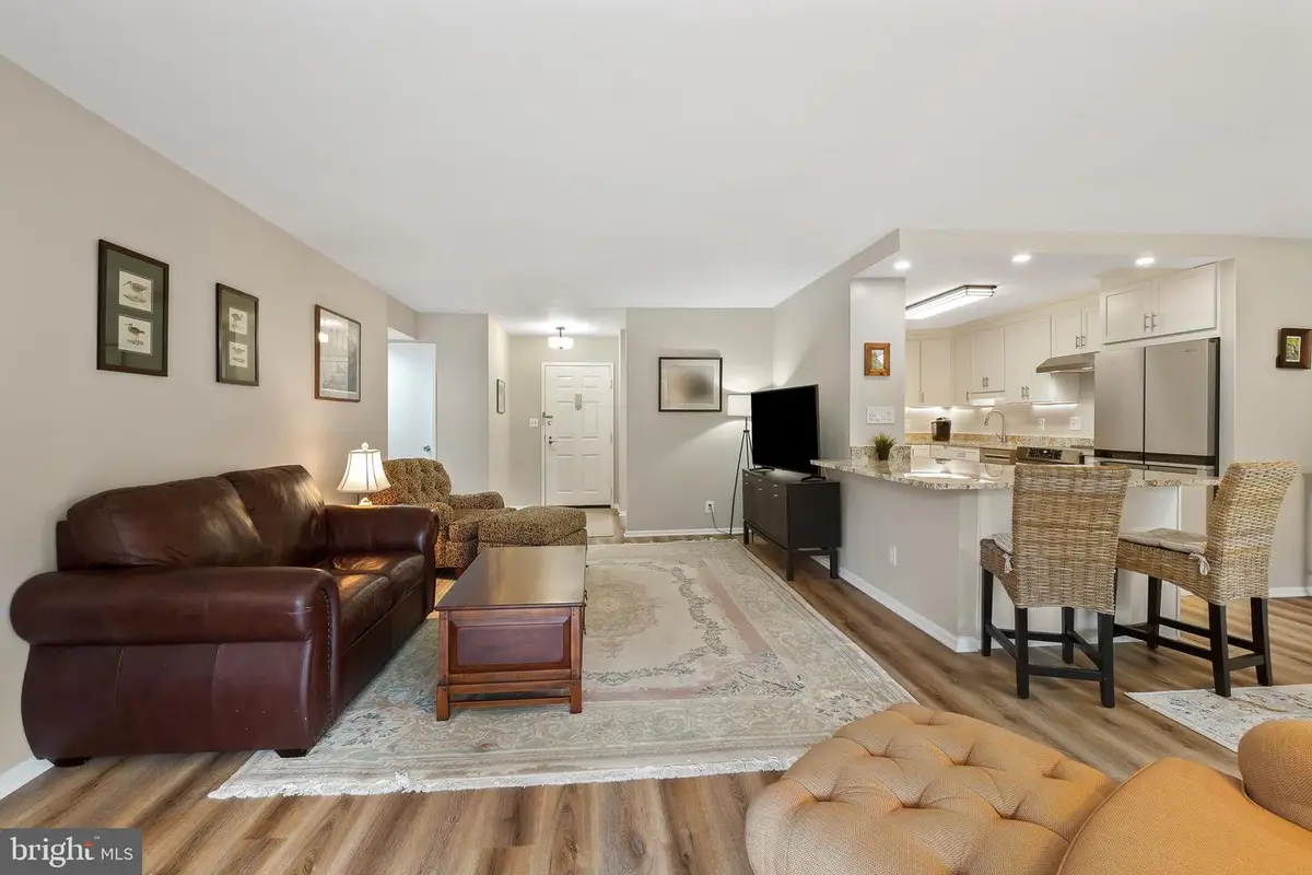 5902 Mount Eagle Dr #316, Alexandria, VA 22303 - #1