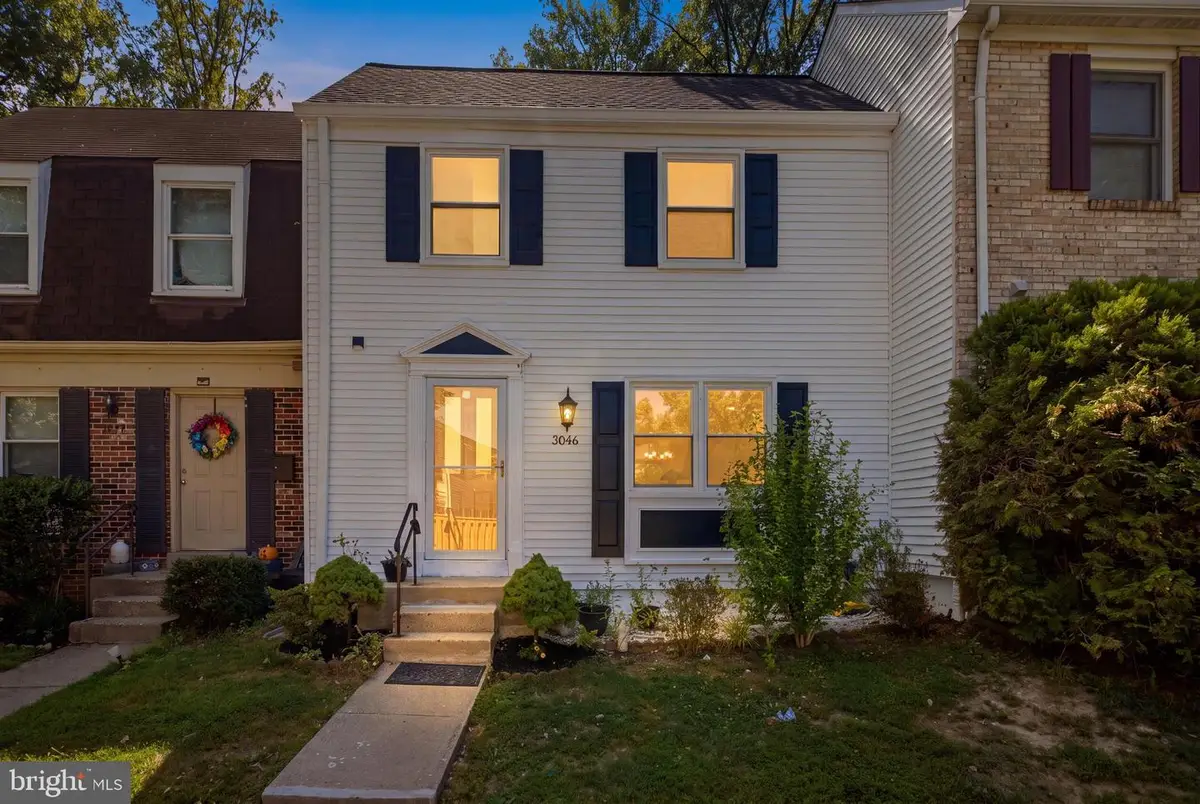 3046 Talking Rock Dr, Fairfax, VA 22031 - #1