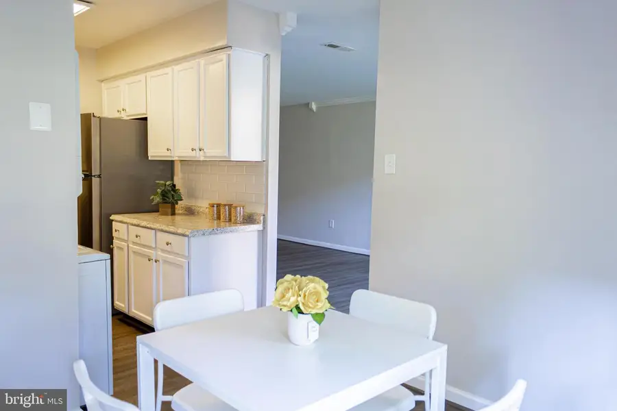 11240 Chestnut Grove Sq #157, Reston, VA 20190 - #2
