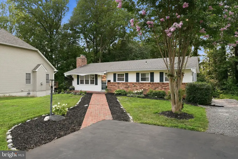 4300 Lamarre Dr, Fairfax, VA 22030 - #2