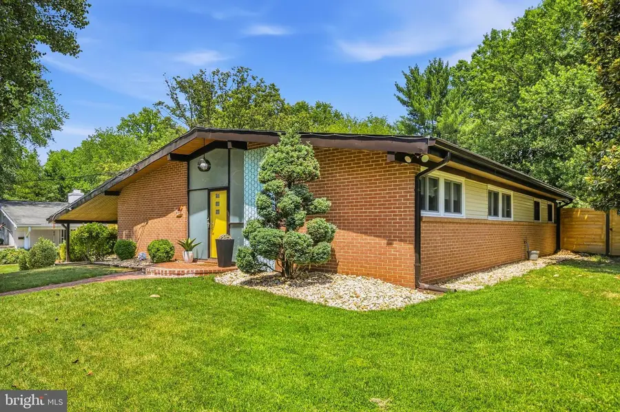 8801 Camden St, Alexandria, VA 22308 - #3