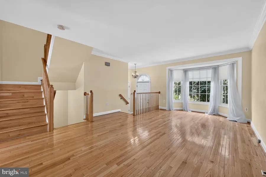 7827 Shepherd Hills Ct, Lorton, VA 22079 - #3