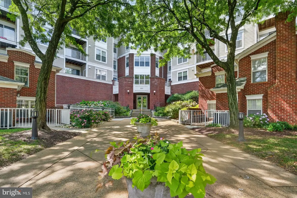 1645 International Dr #110, McLean, VA 22102 - #1