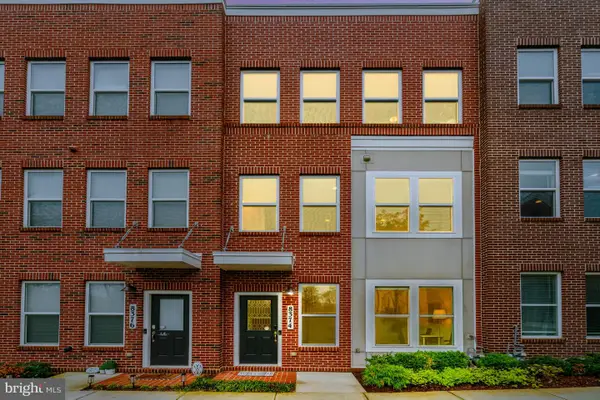 8374 Sallyport St, LORTON, VA 22079