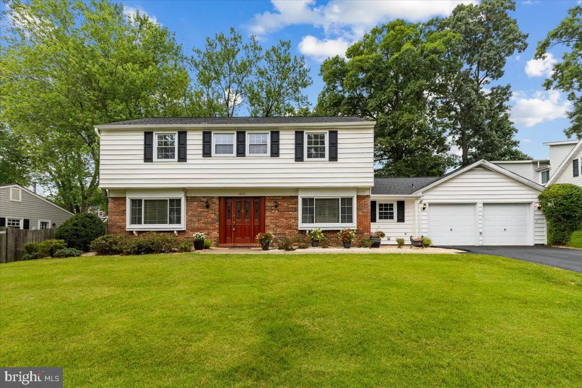 13117 Mercury Ln, Fairfax, VA 22033 - #1