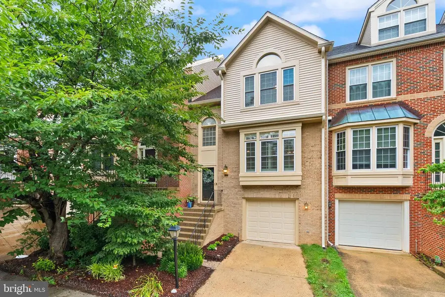 3855 Inverness Rd, Fairfax, VA 22033 - #2