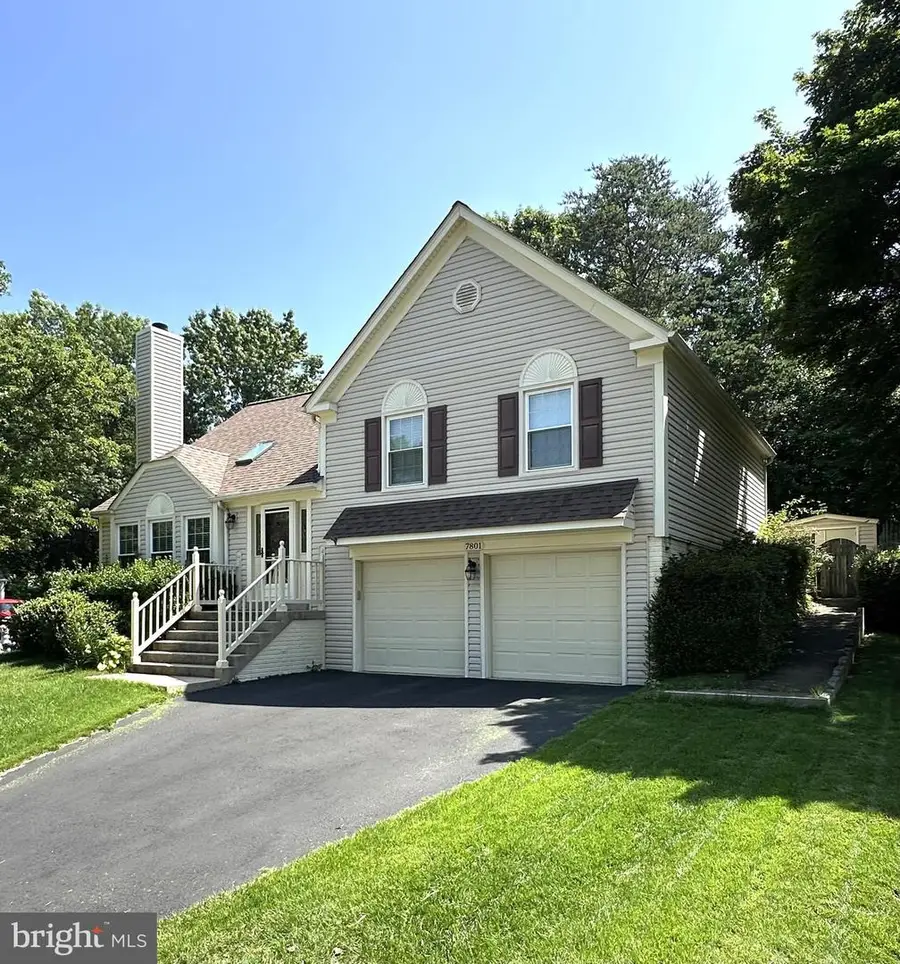 7801 Cherry Orchard Ct, Springfield, VA 22153 - #2
