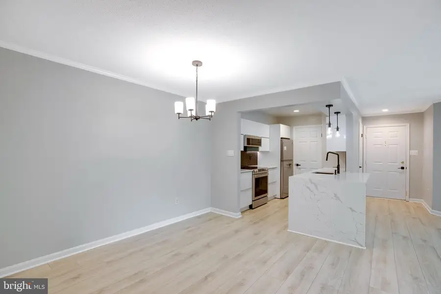 7707 Lafayette Forest Dr #21, Annandale, VA 22003 - #2
