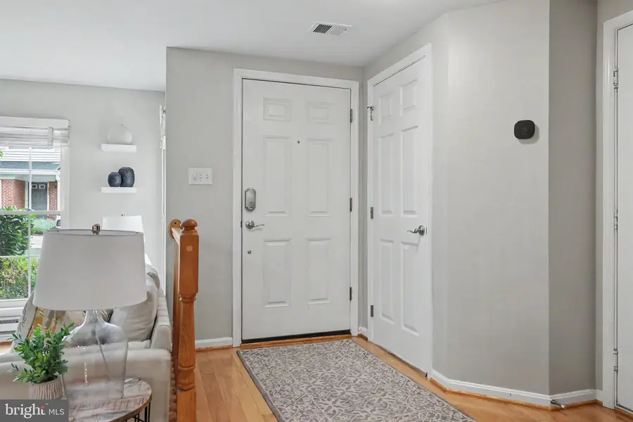 4303 Chariot Ct #118, Fairfax, VA 22030 - #2