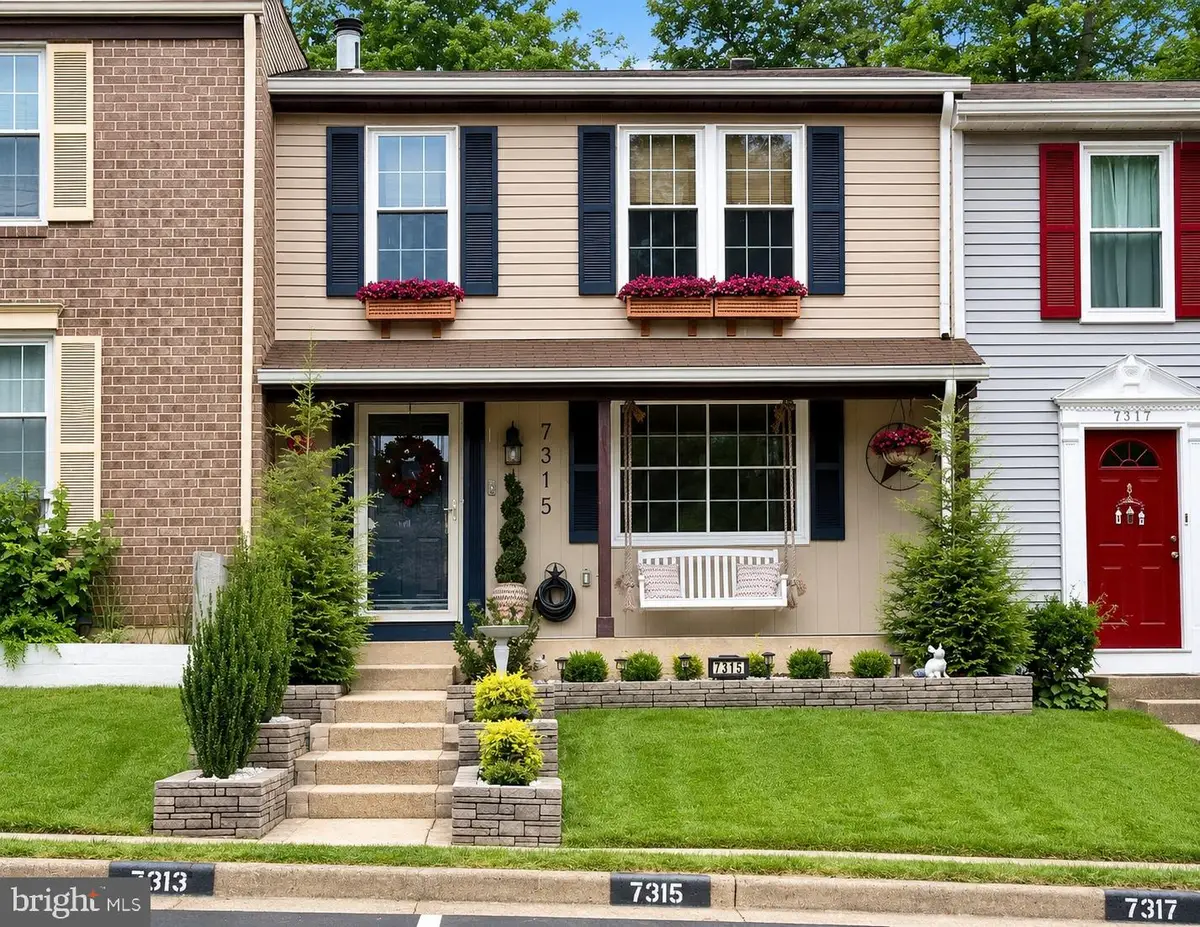 7315 Golden Horseshoe Ct, Springfield, VA 22153 - #1
