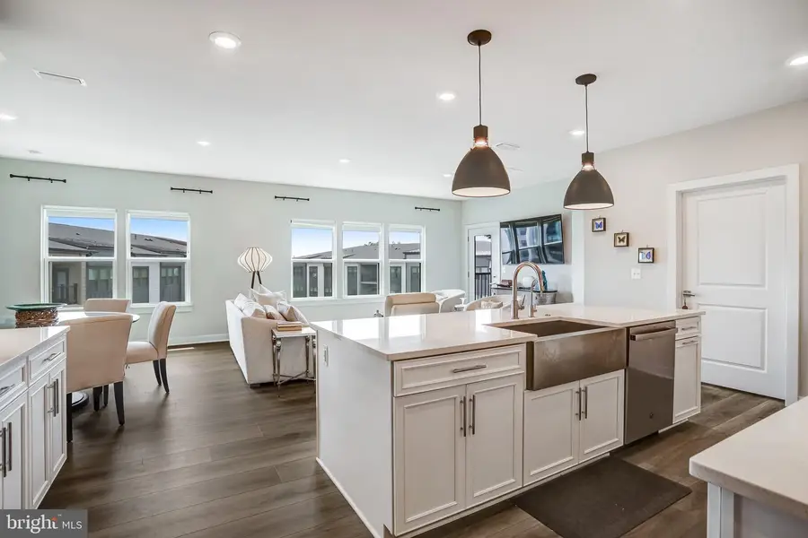 12850 Mosaic Park Way #2u, Herndon, VA 20171 - #3