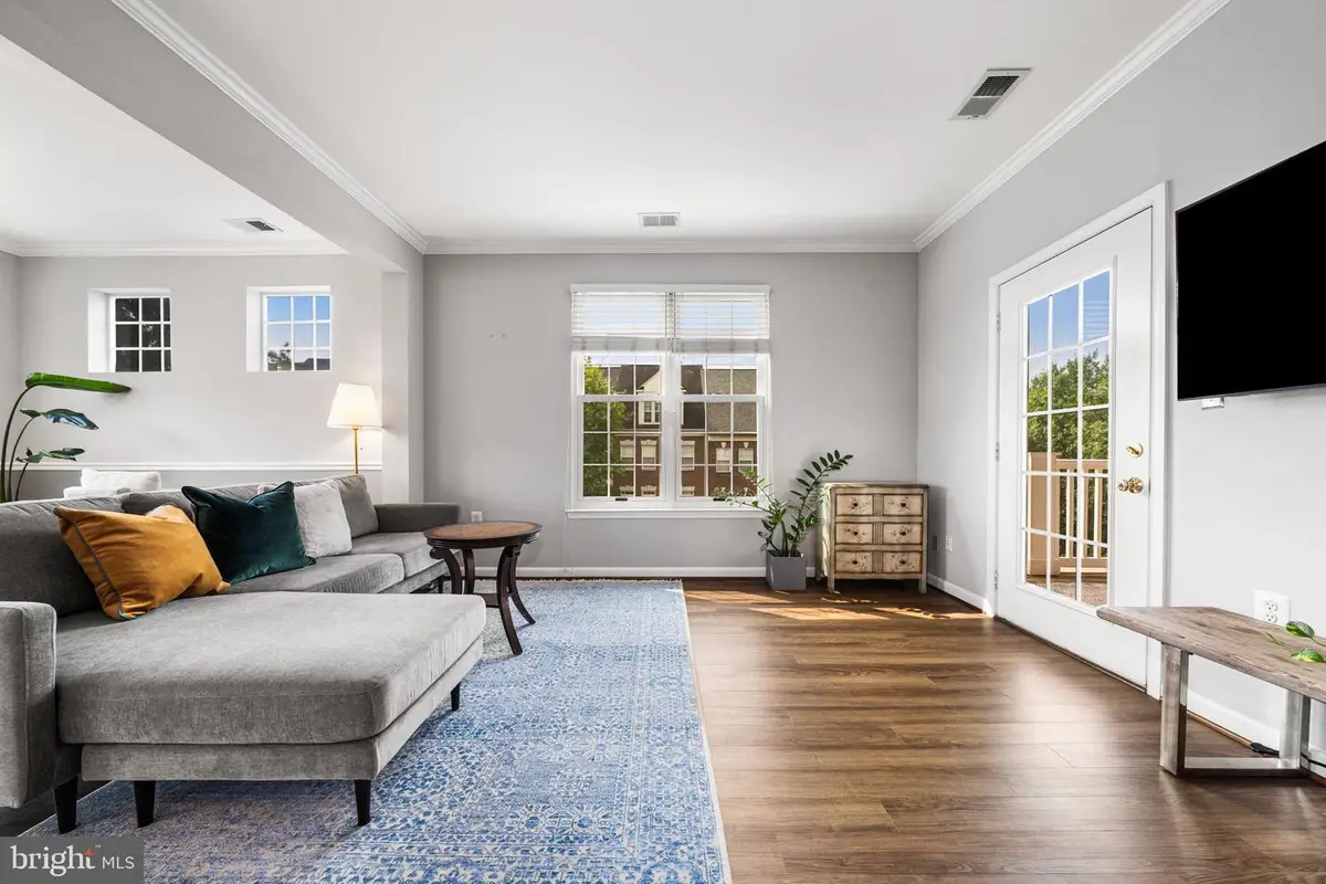 6491 Cheyenne Dr #301, Alexandria, VA 22312 - #1