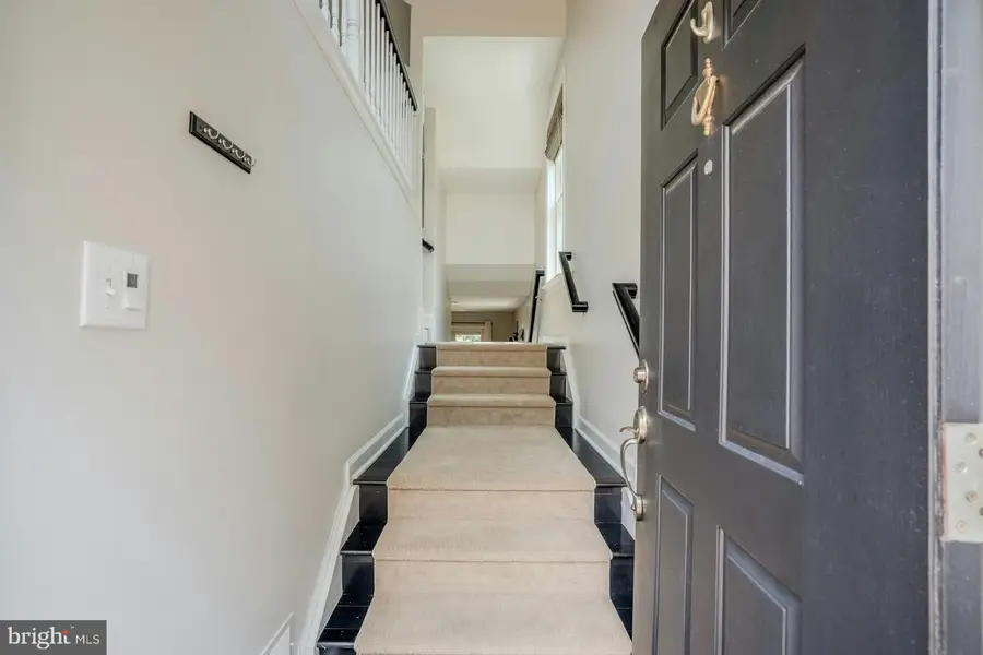 4555 Gossamer Way, Fairfax, VA 22033 - #3