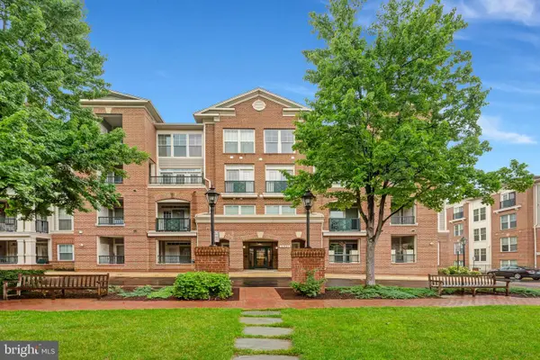 2901 Saintsbury Plz #404, FAIRFAX, VA 22031