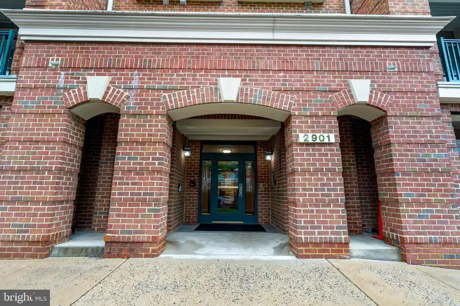 2901 Saintsbury Plz #404, Fairfax, VA 22031 - #2