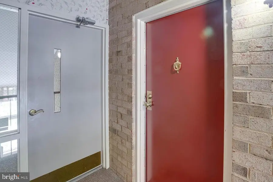 10223 Valentino Dr #7323, Oakton, VA 22124 - #3