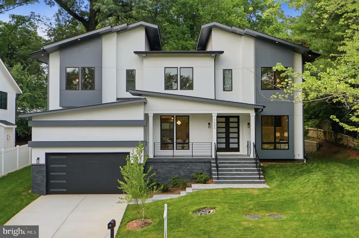 7306 Sportsman Dr, Falls Church, VA 22043 - #1