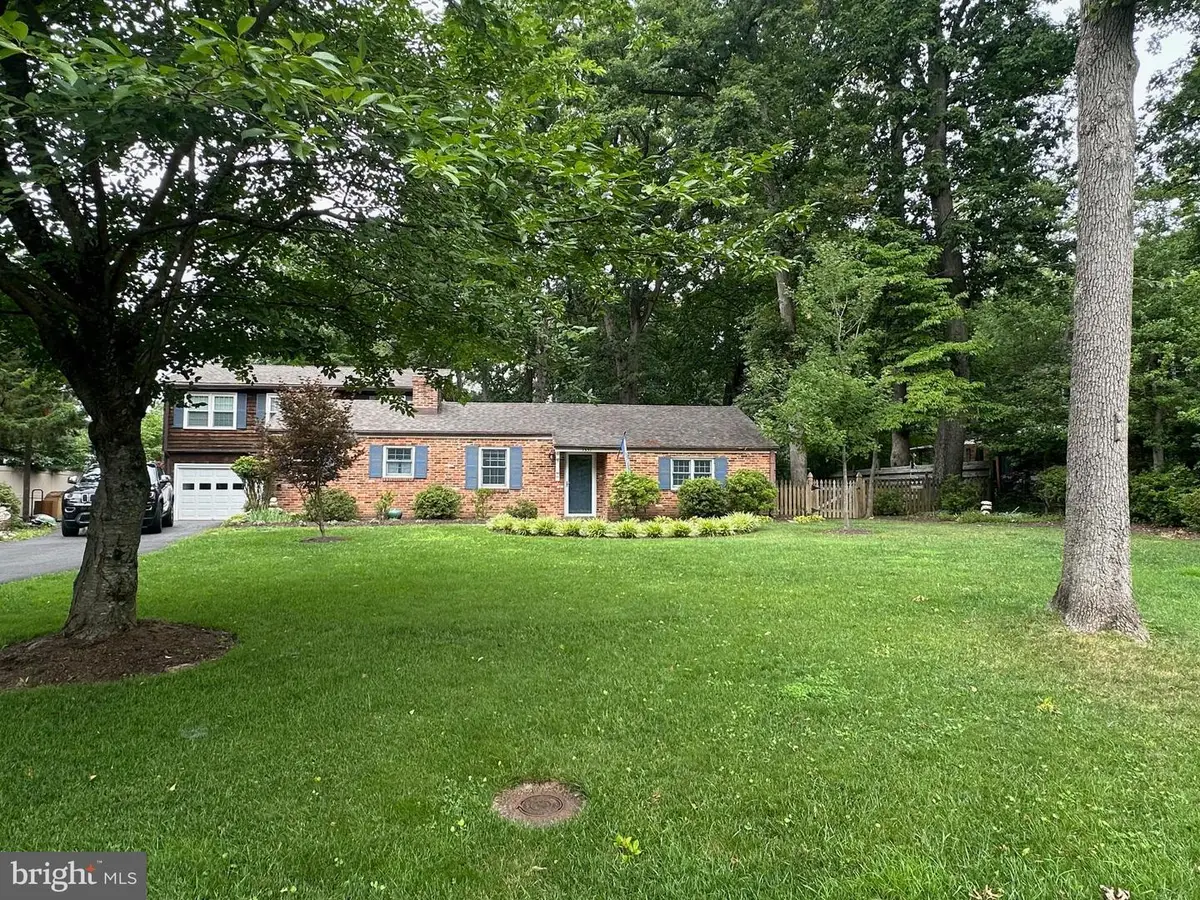 2332 Addison St, Vienna, VA 22180 - #1
