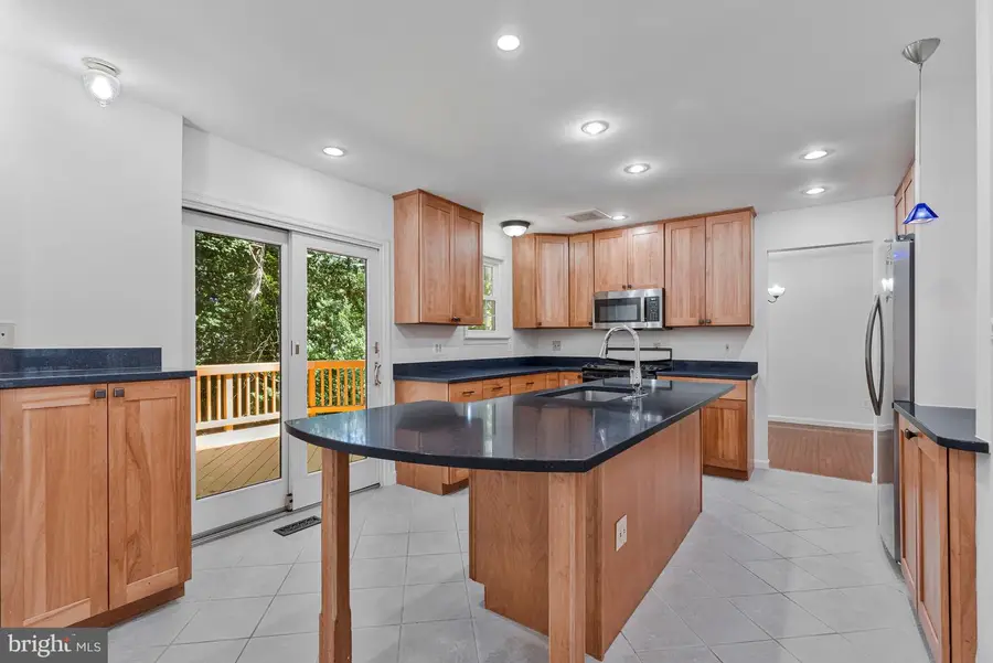 4300 Tartan Oak Ct, Fairfax, VA 22032 - #2