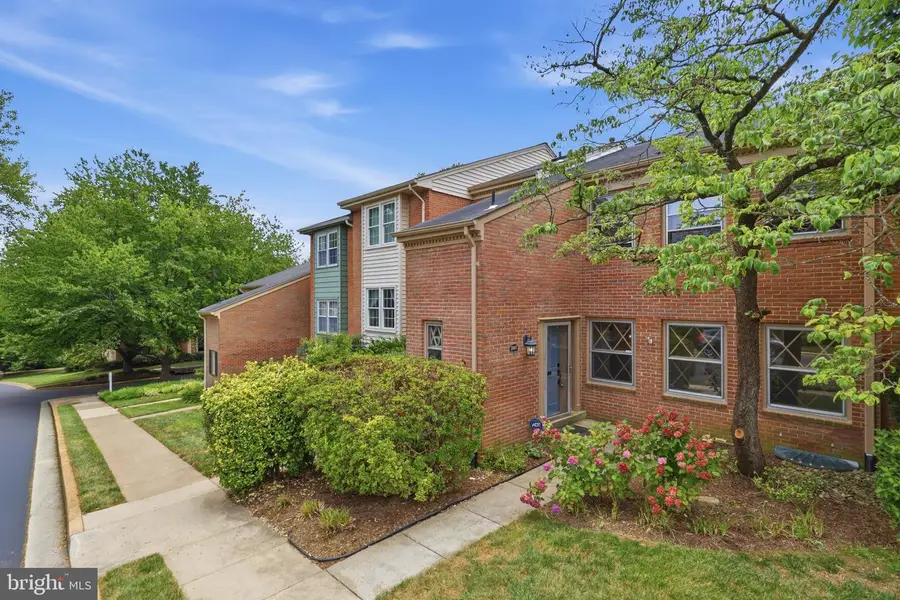 2007 Hopewood Dr, Falls Church, VA 22043 - #3