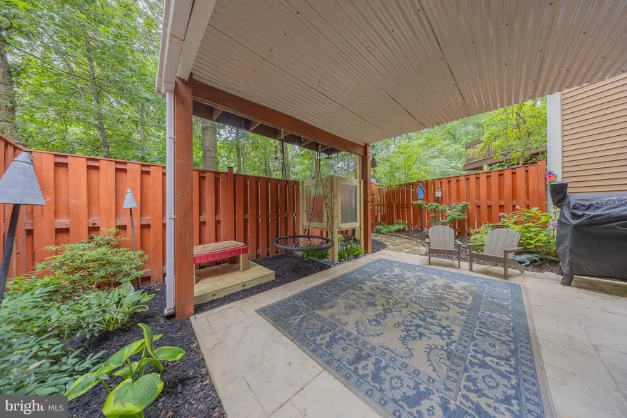 11287 Silentwood Ln, Reston, VA 20191 - #2