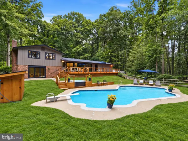 12118 Beaver Creek Rd, CLIFTON, VA 20124