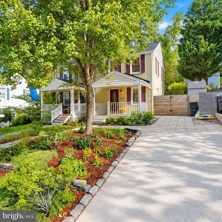2708 Farmington Dr, Alexandria, VA 22303 - #2