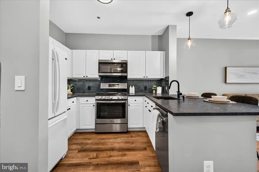 1625 International Dr #218, McLean, VA 22102 - #2