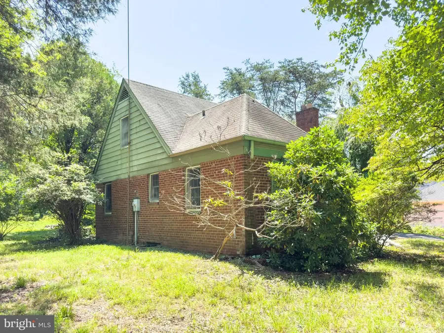 4113 Pineridge Dr, Annandale, VA 22003 - #3