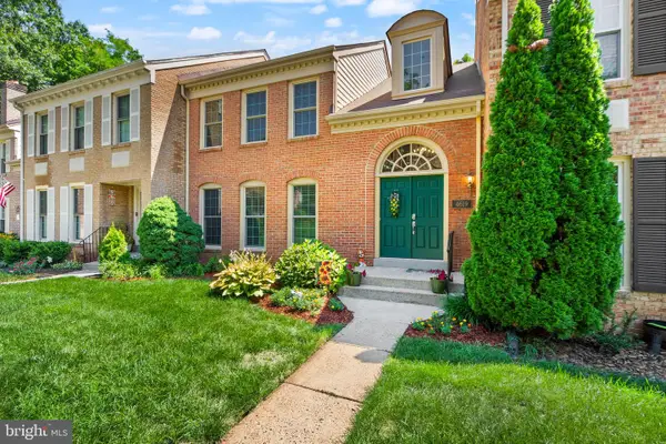 4619 Luxberry Dr, FAIRFAX, VA 22032