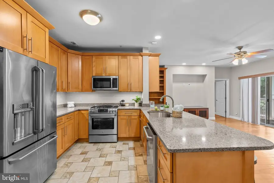 1701 Lake Shore Crest Dr #21, Reston, VA 20190 - #3