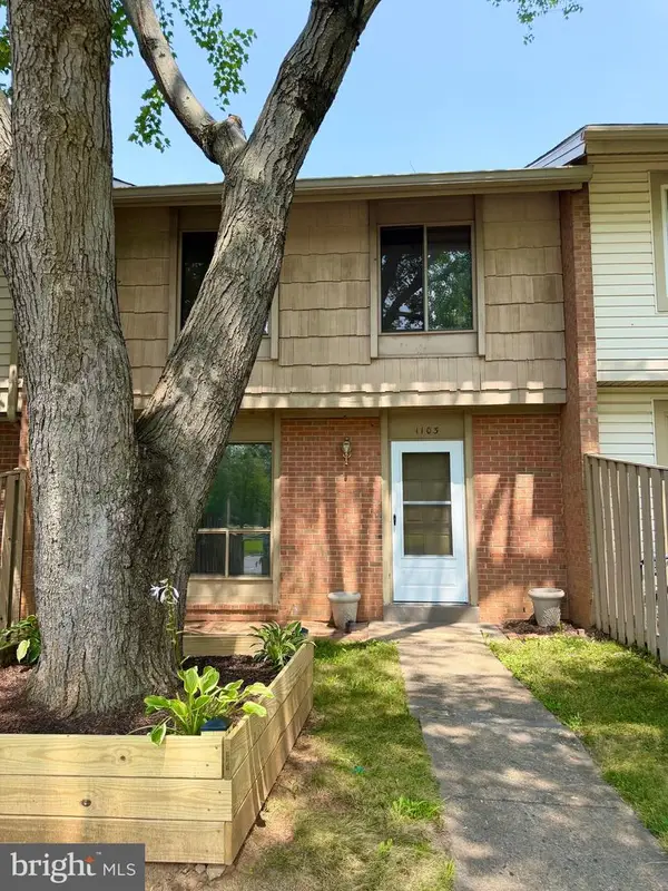 1103 Whitewater Pl, HERNDON, VA 20170