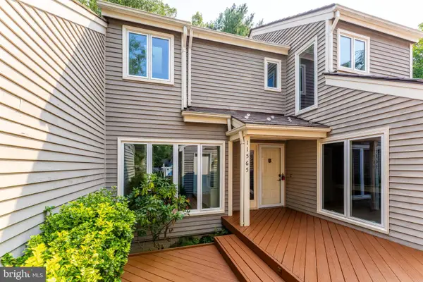11565 Brass Lantern Ct, RESTON, VA 20194