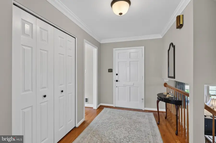 8024 Garlot Dr, Annandale, VA 22003 - #2