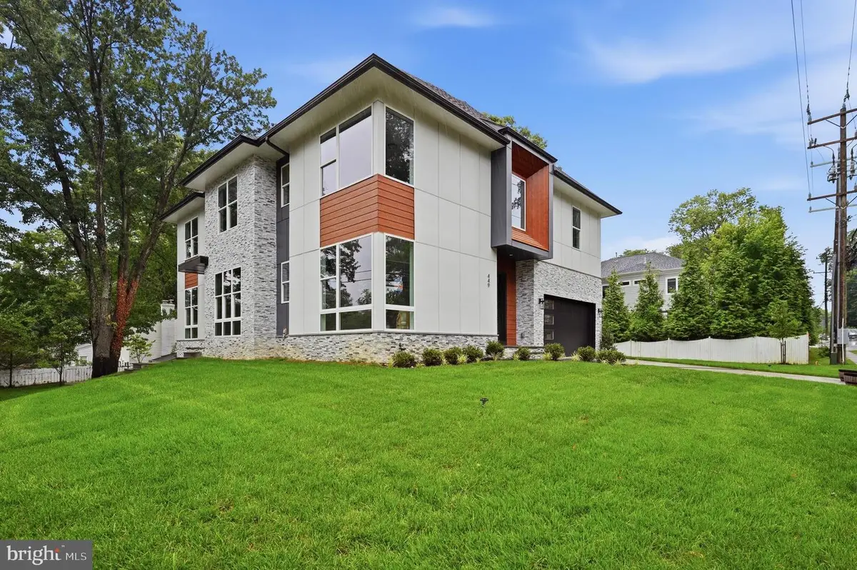 449 Lawyers Rd Nw, Vienna, VA 22180 - #1