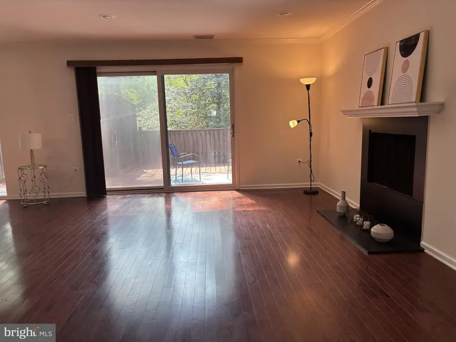 1833 Ivy Oak Sq #49, Reston, VA 20190 - #3