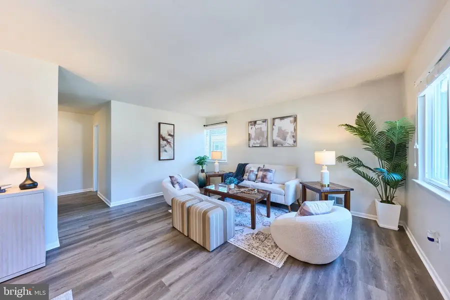3815 Burlingame Pl #33e, Alexandria, VA 22309 - #2