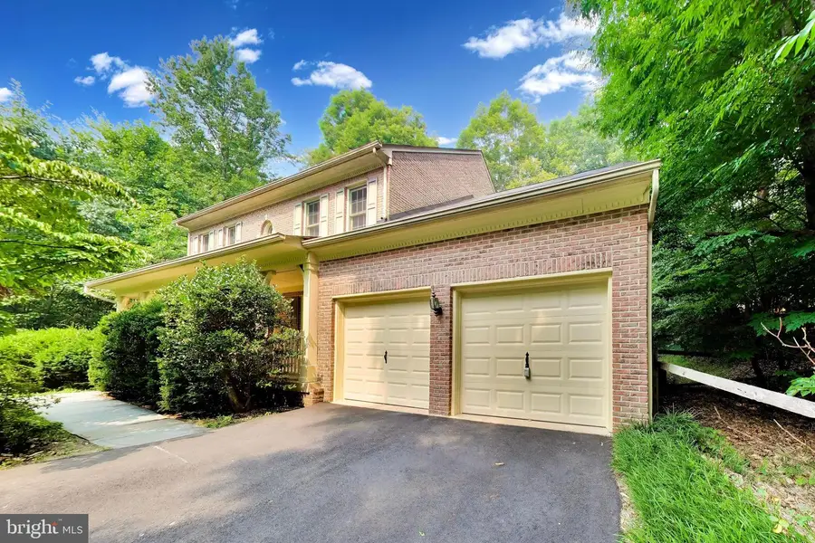 6228 Garden Rd, Springfield, VA 22152 - #3