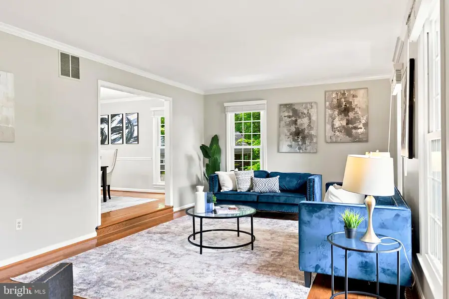 9811 Vertain Ct, Fairfax, VA 22032 - #2