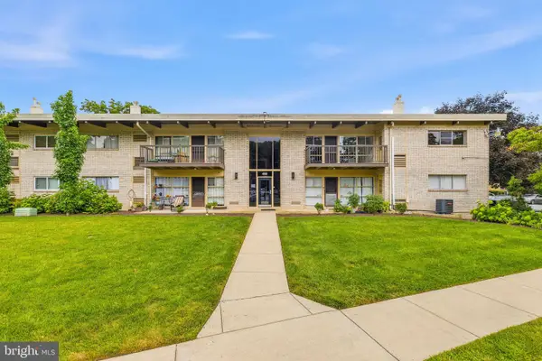 4961 Americana Dr #208, ANNANDALE, VA 22003