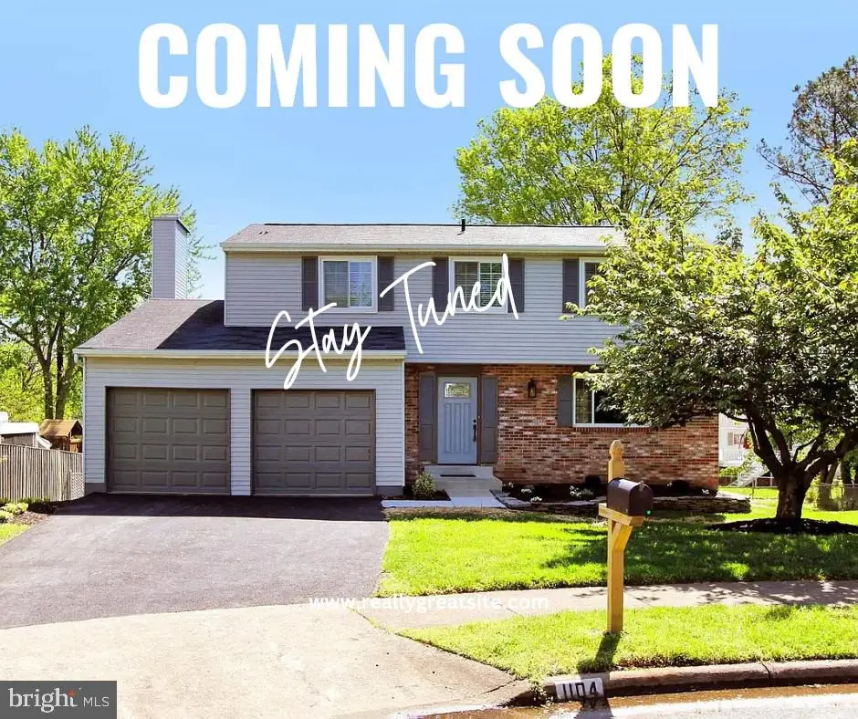 1104 Clarke St, Herndon, VA 20170 - #1