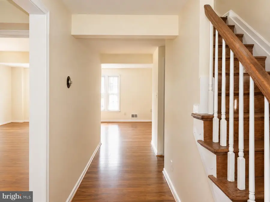 8227 Mcclelland Pl, Alexandria, VA 22309 - #2