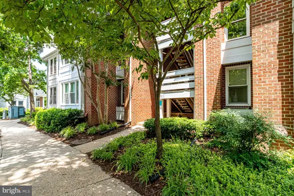 3151-b Covewood Ct, FALLS CHURCH, VA 22042