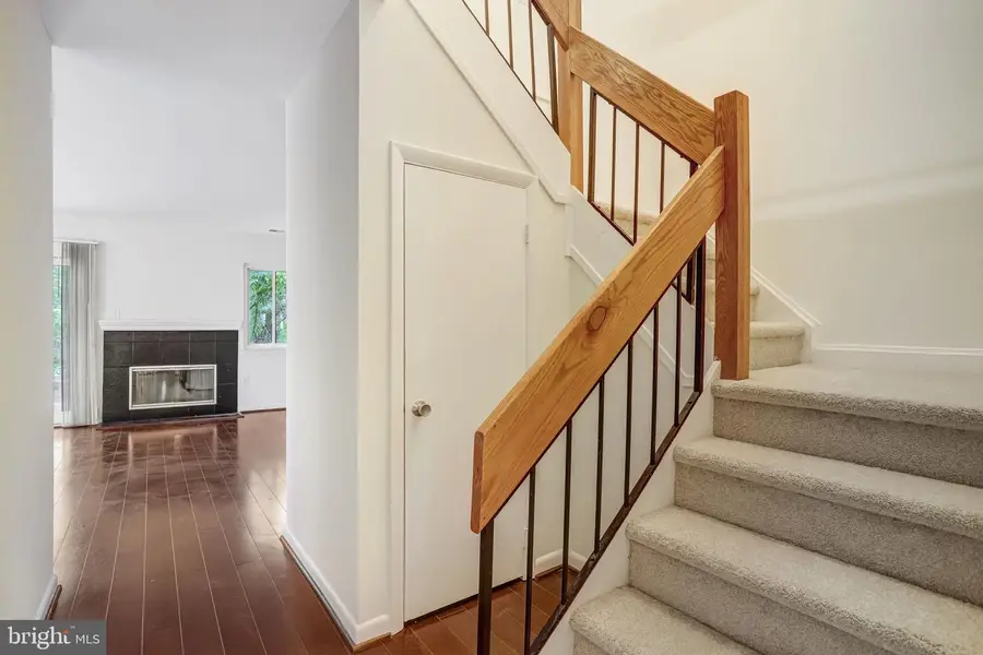1944 Winterport Cl, Reston, VA 20191 - #3
