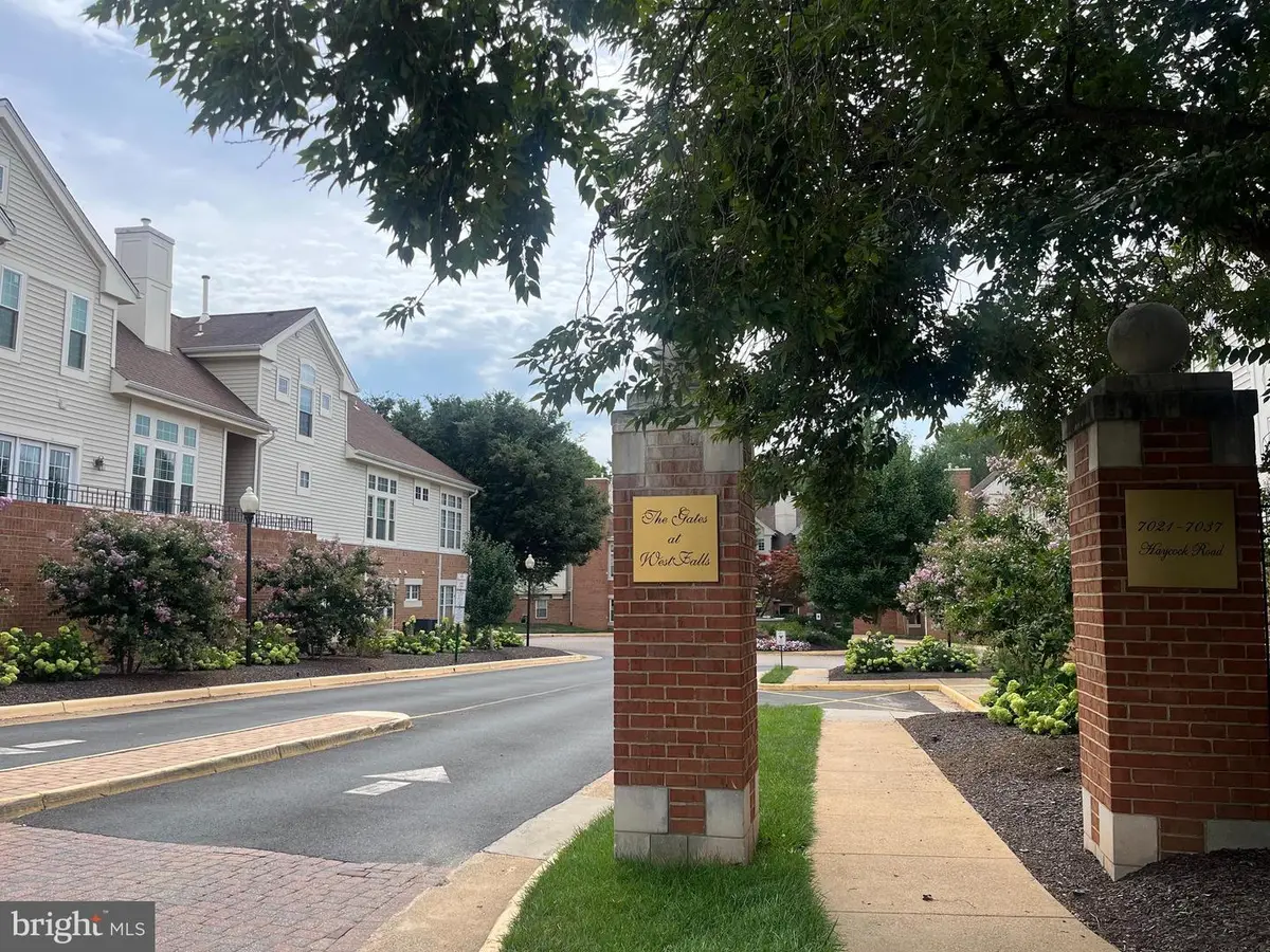 7023-b Haycock Rd, Falls Church, VA 22043 - #1