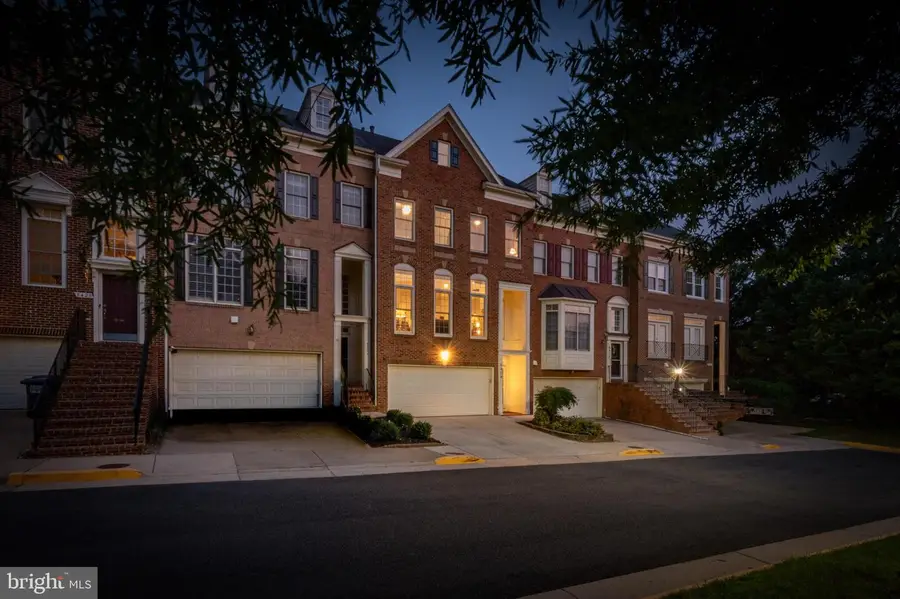 5424 Edsall Ridge Pl, Alexandria, VA 22312 - #2