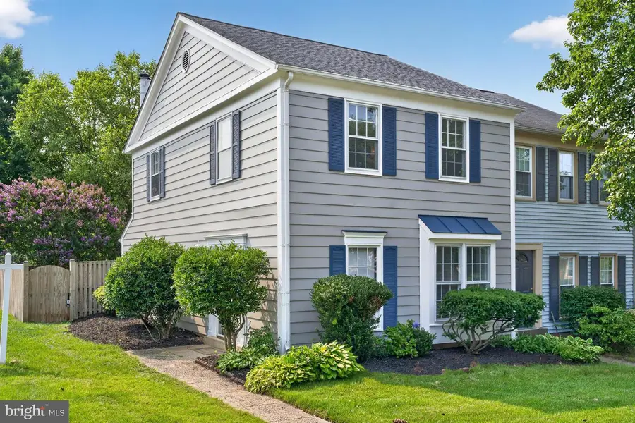 7501 Blanford Ct, Alexandria, VA 22315 - #2